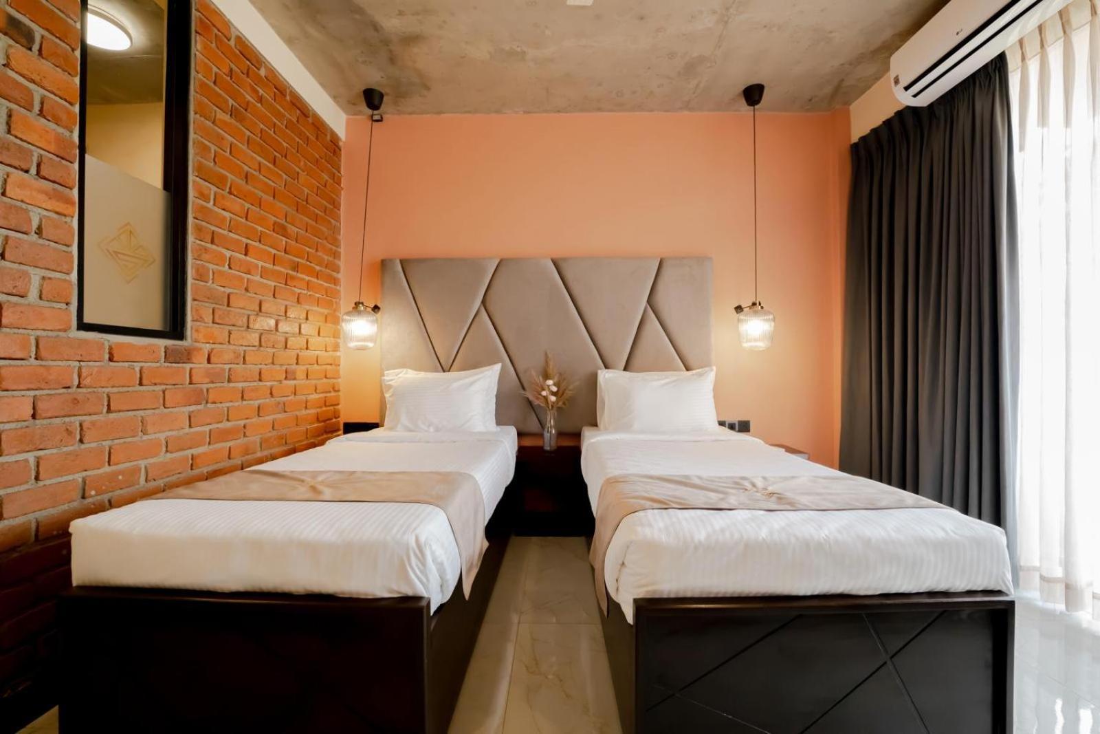 Limeshine - Airport Transit Hotels & Residences คาตุนายากา ภายนอก รูปภาพ