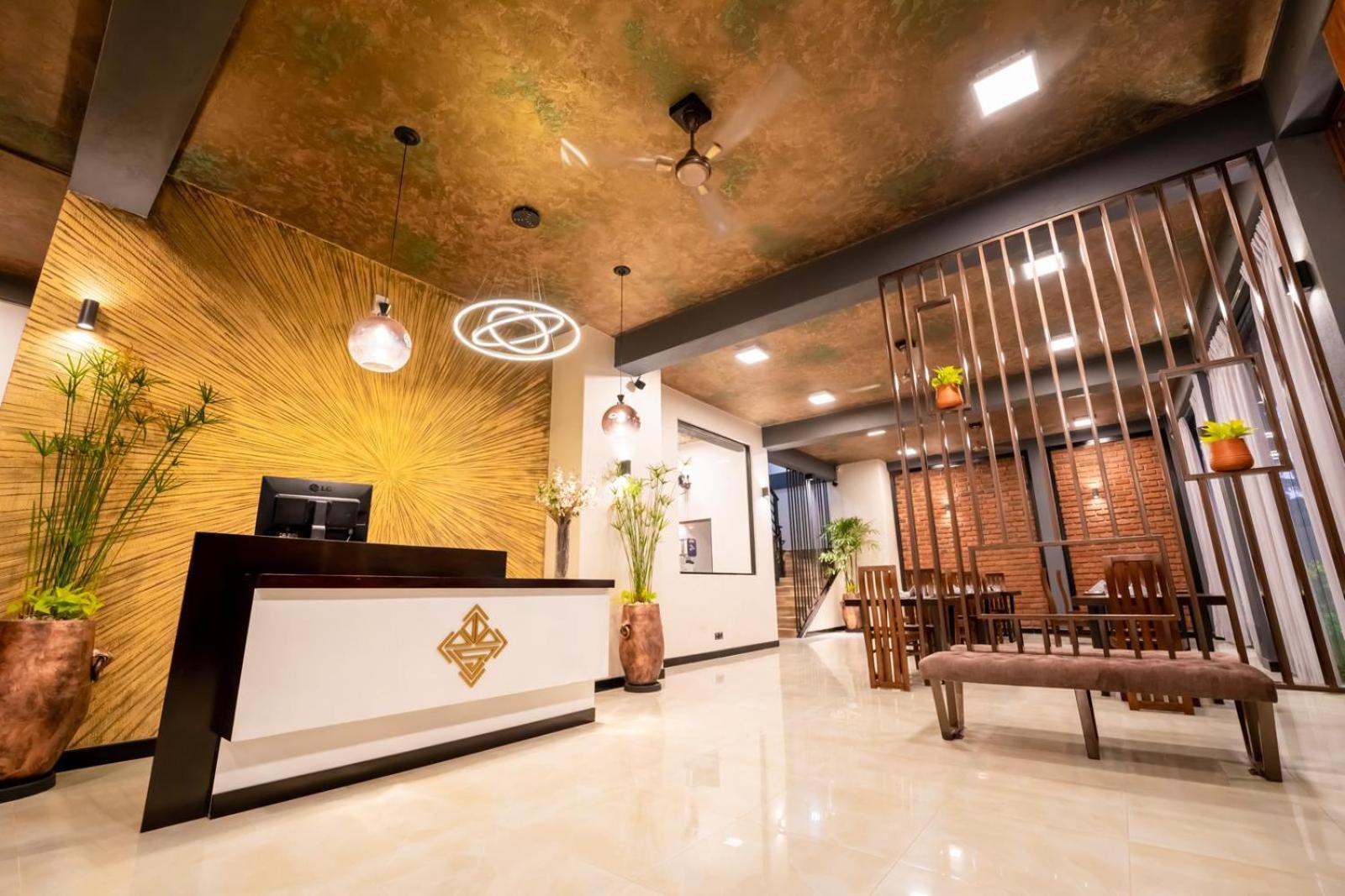 Limeshine - Airport Transit Hotels & Residences คาตุนายากา ภายนอก รูปภาพ